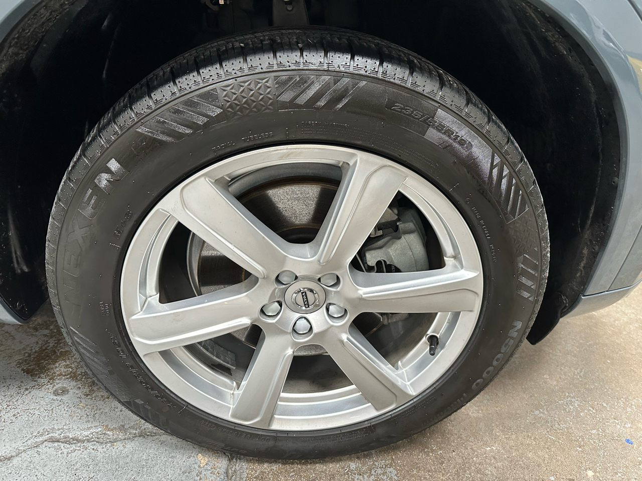 Volvo XC90 B5 AWD Core 7-Seater 2023