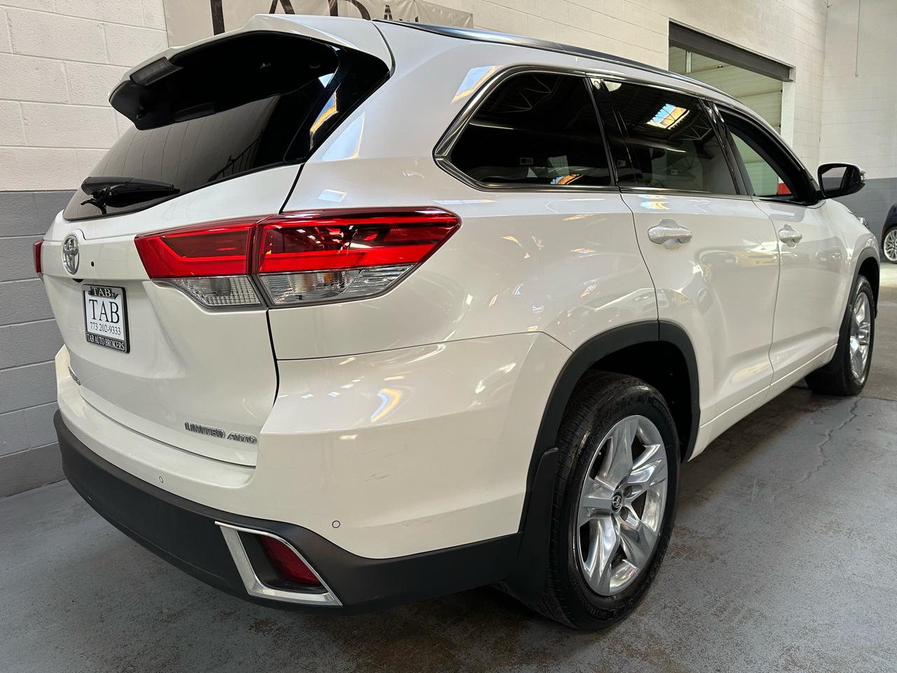 Toyota Highlander Limited V6 4WD 2017