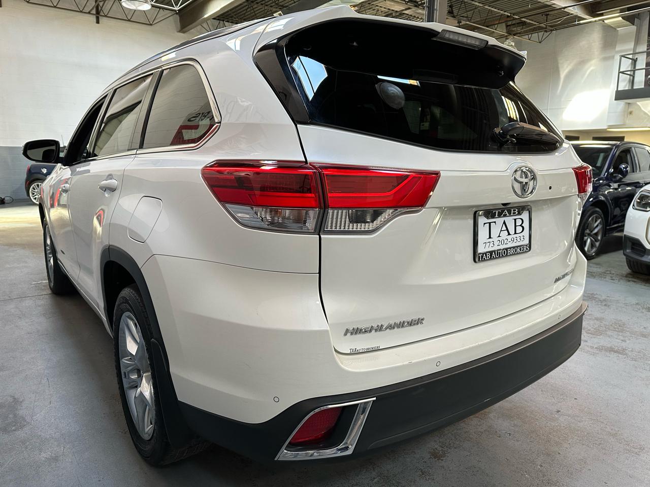 Toyota Highlander Limited V6 4WD 2017