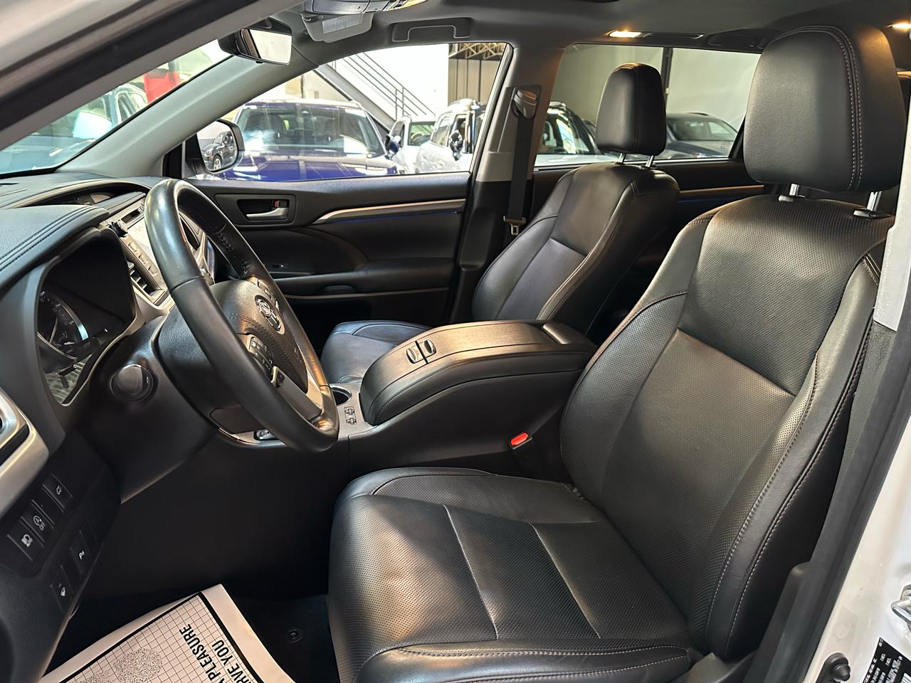 Toyota Highlander Limited V6 4WD 2017