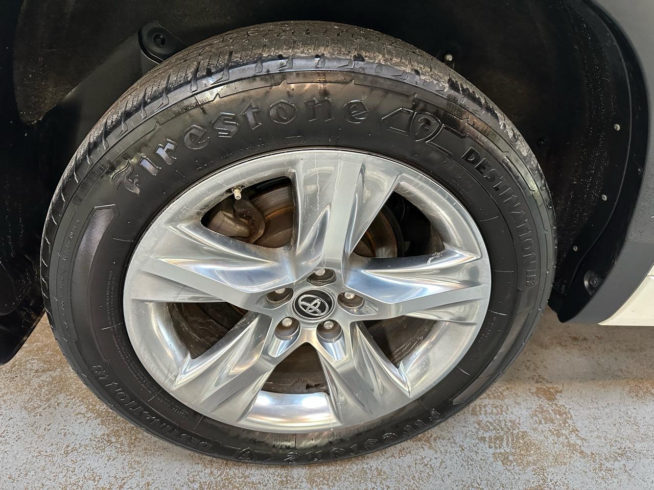 Toyota Highlander Limited V6 4WD 2017