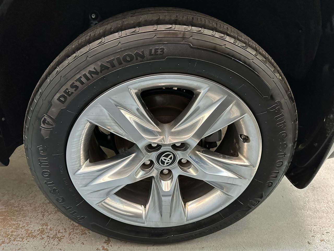 Toyota Highlander Limited V6 4WD 2017