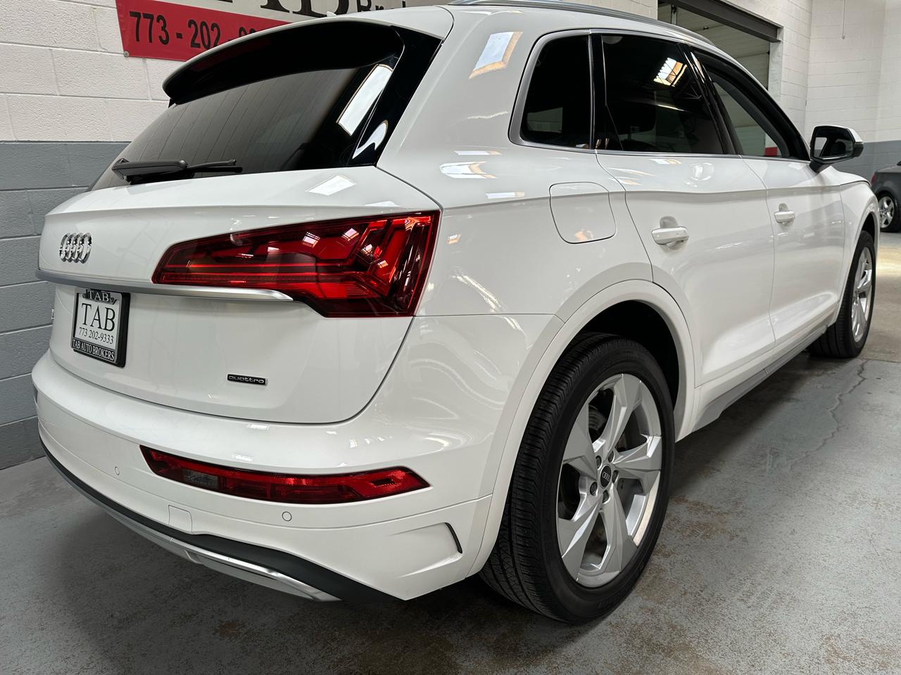 Audi Q5 Premium Plus 45 TFSI quattro 2021
