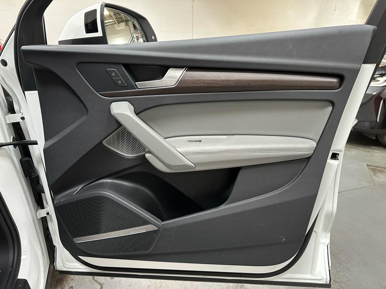 Audi Q5 Premium Plus 45 TFSI quattro 2021