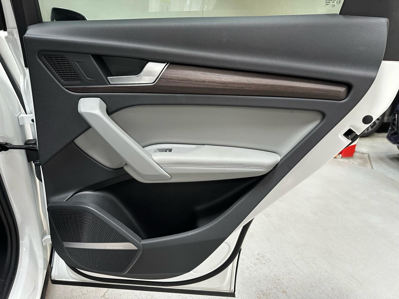 Audi Q5 Premium Plus 45 TFSI quattro 2021