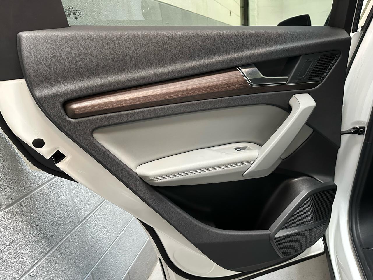 Audi Q5 Premium Plus 45 TFSI quattro 2021