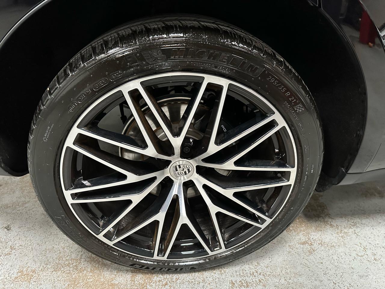 Porsche Macan AWD 2023