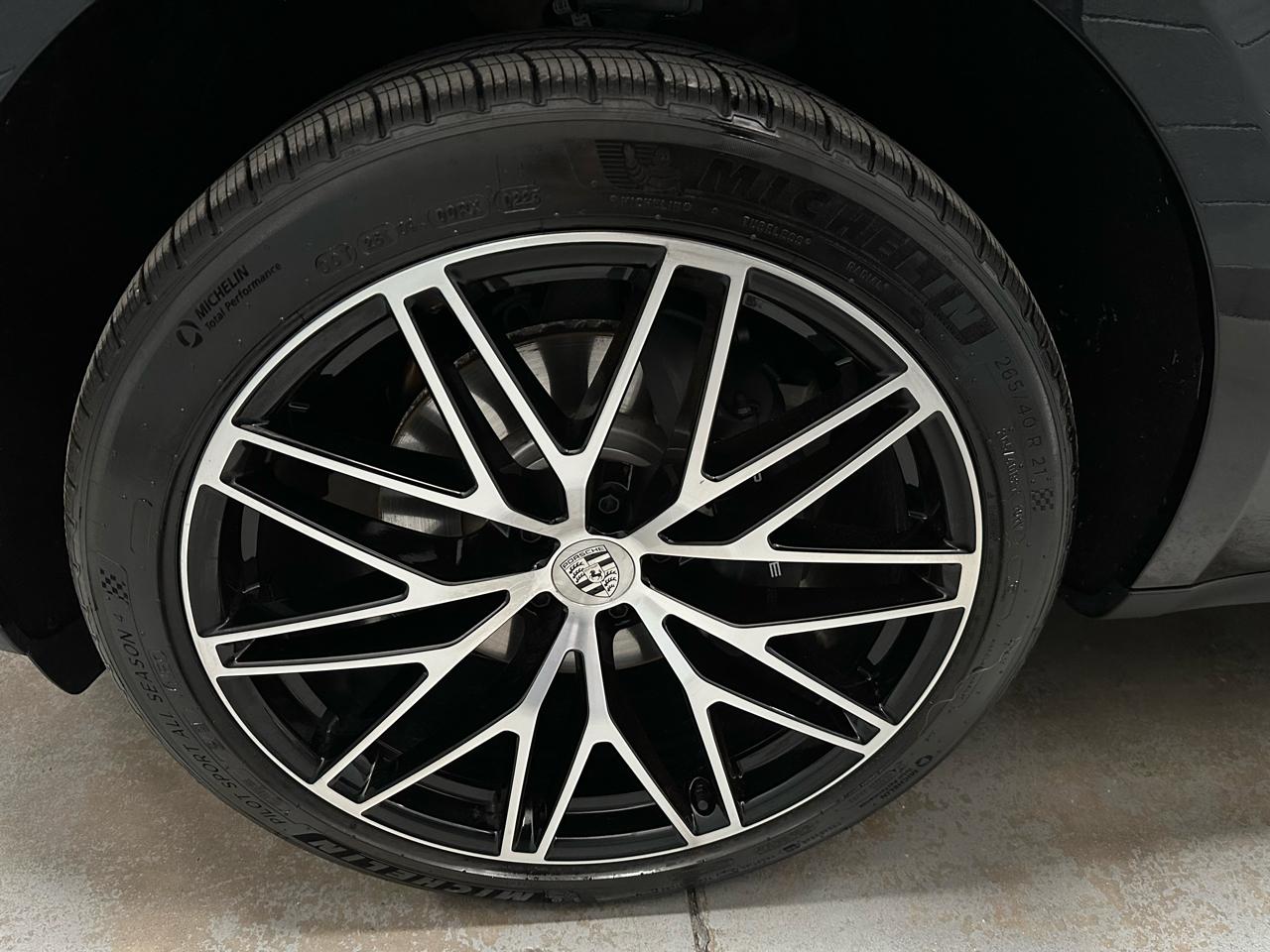 Porsche Macan AWD 2023