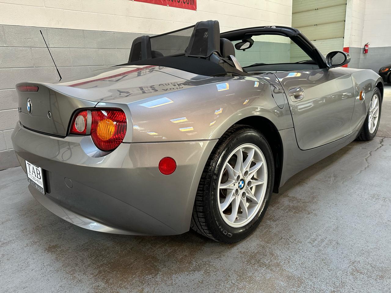 BMW Z4 2dr Roadster 2.5i 2004
