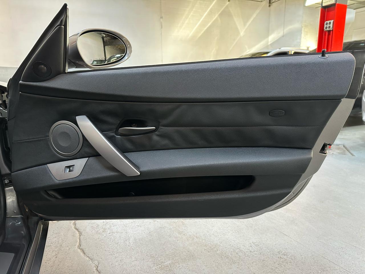 BMW Z4 2dr Roadster 2.5i 2004