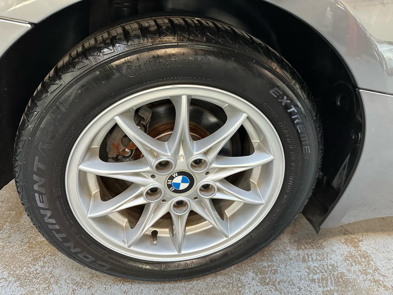 BMW Z4 2dr Roadster 2.5i 2004