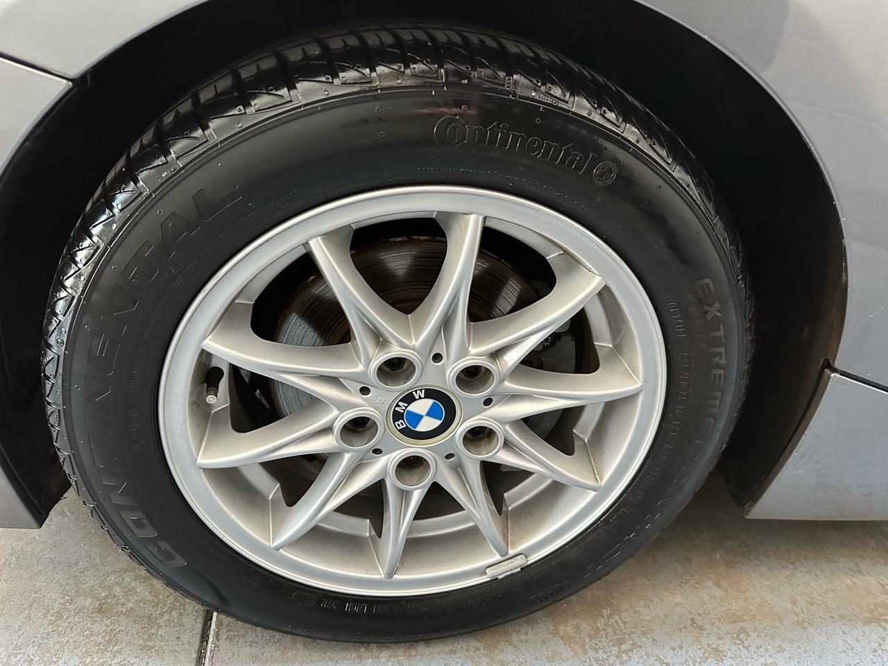 BMW Z4 2dr Roadster 2.5i 2004