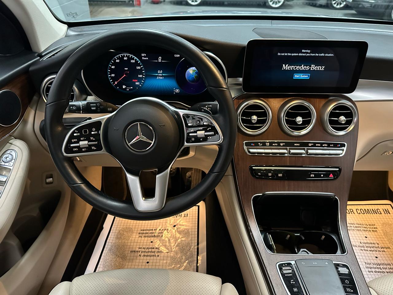 Mercedes-Benz GLC GLC 300 4MATIC SUV 2022