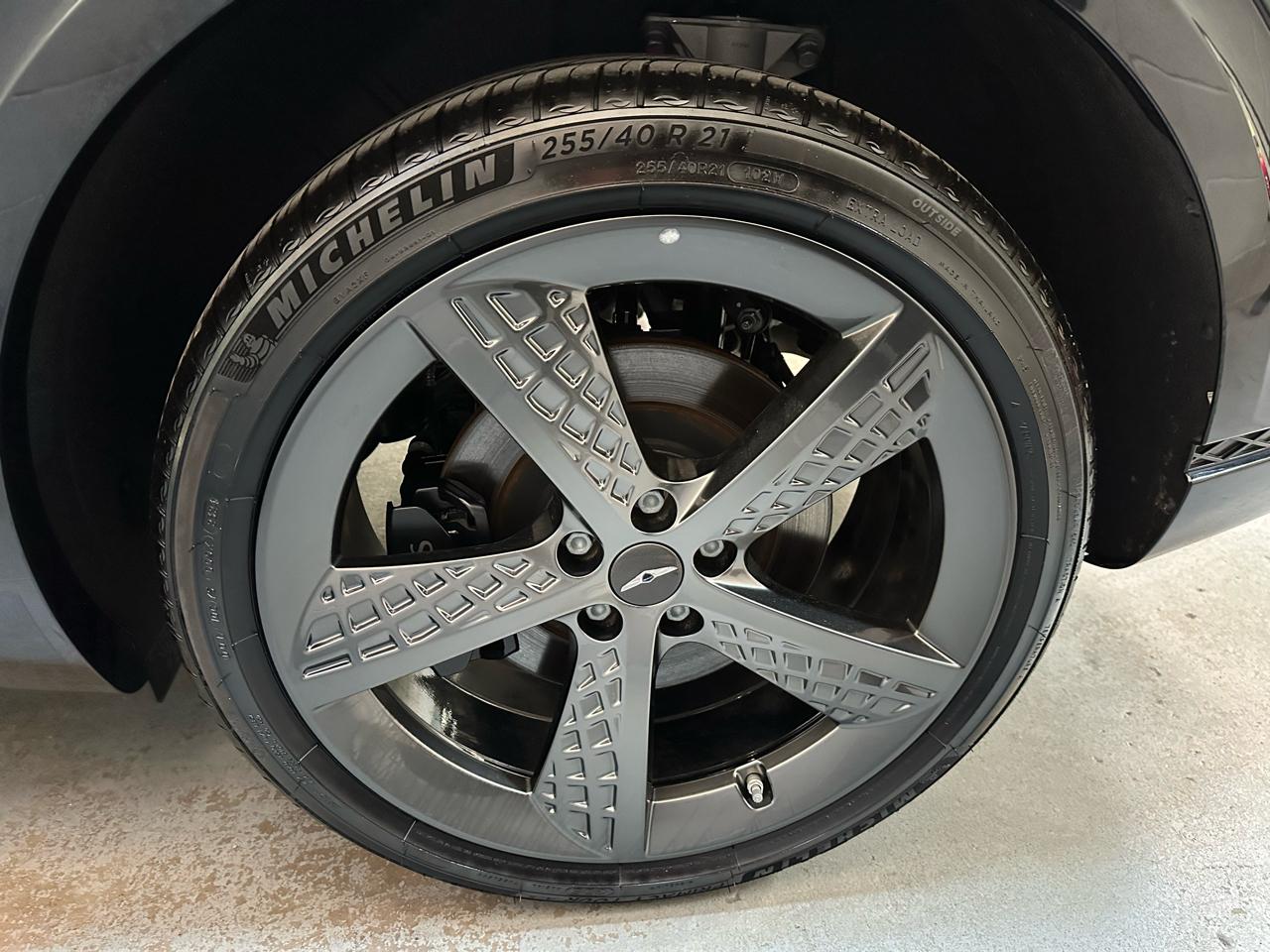 Genesis GV70 2.5T Sport Prestige 2025