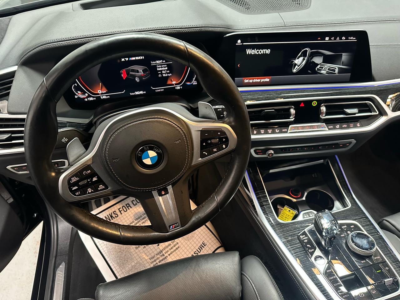 BMW X7 M50i Sports Activity Vehicle 2022