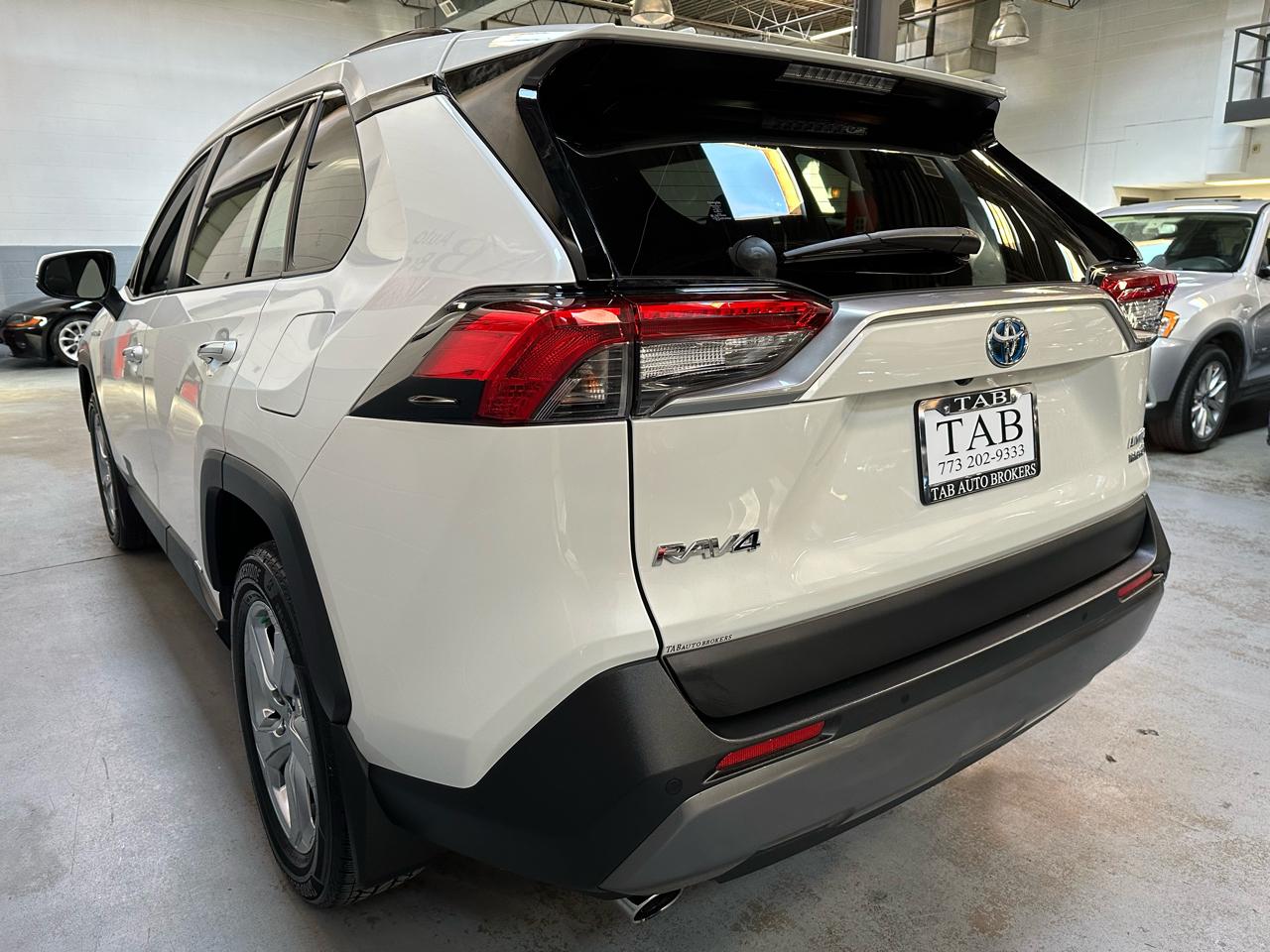 Toyota RAV4 Hybrid Limited AWD (Natl) 2021
