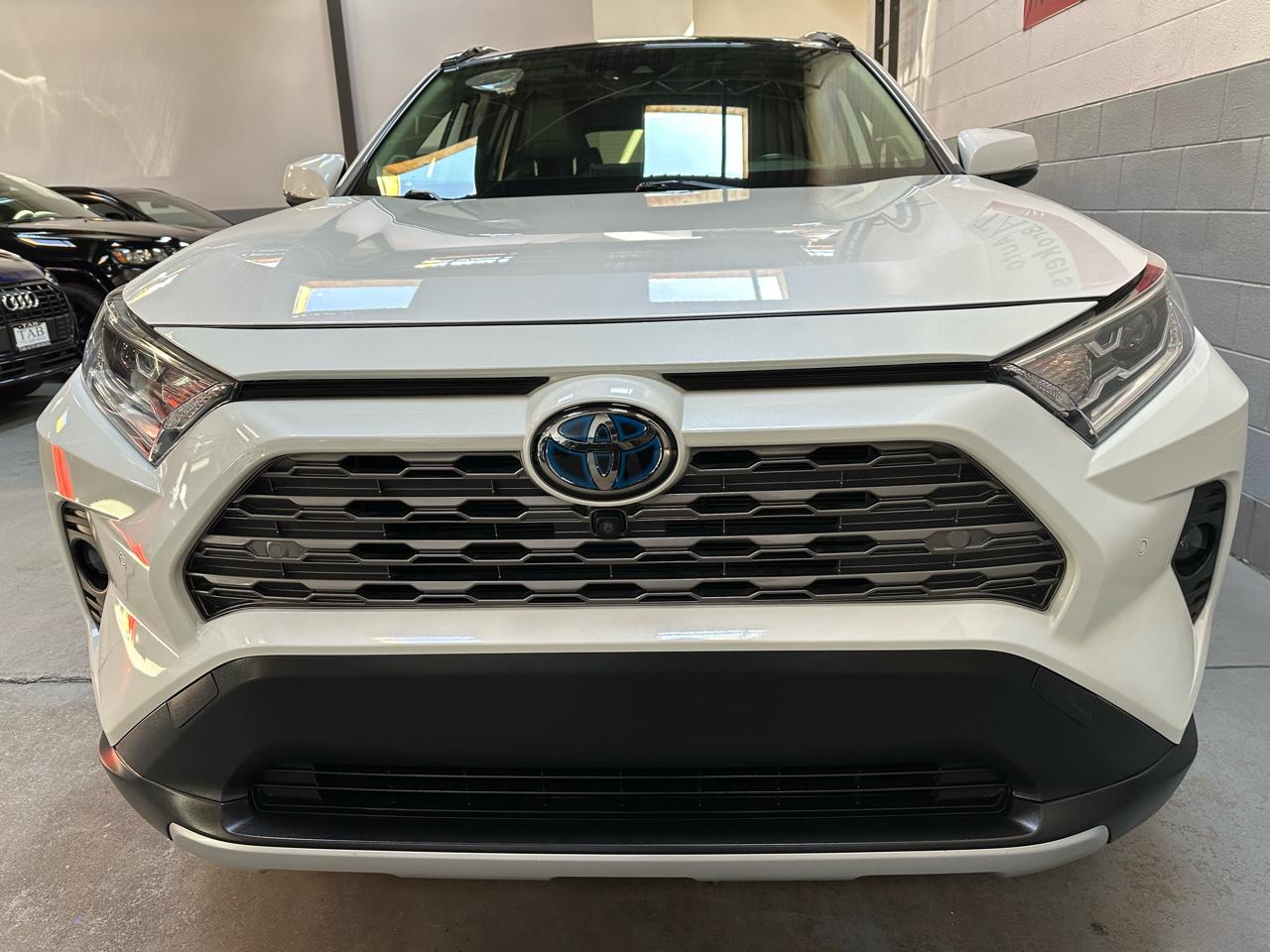 Toyota RAV4 Hybrid Limited AWD (Natl) 2021