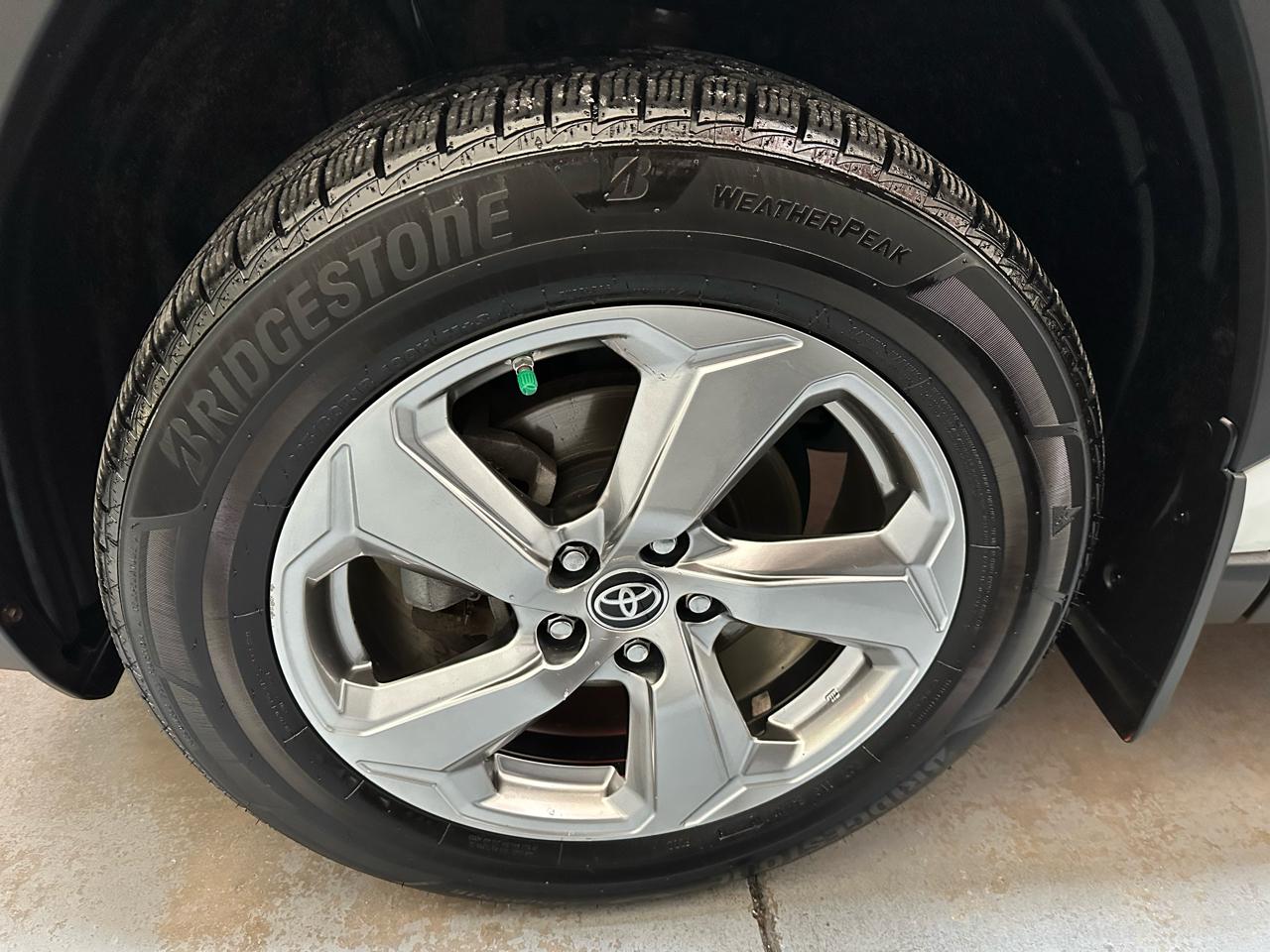 Toyota RAV4 Hybrid Limited AWD (Natl) 2021