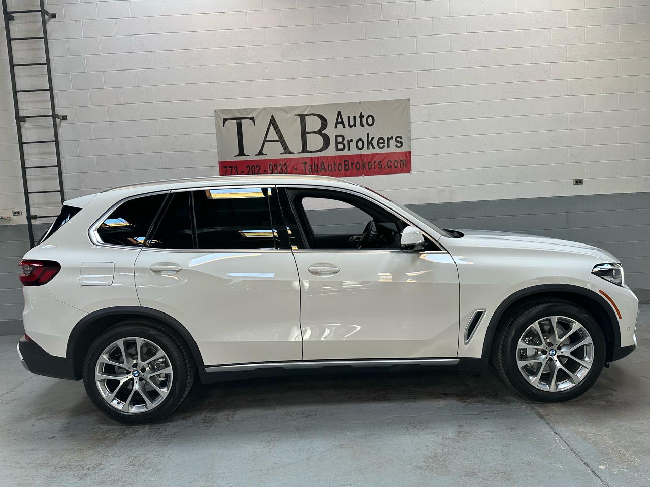 BMW X5 xDrive40i Sports Activity Vehicle 2022