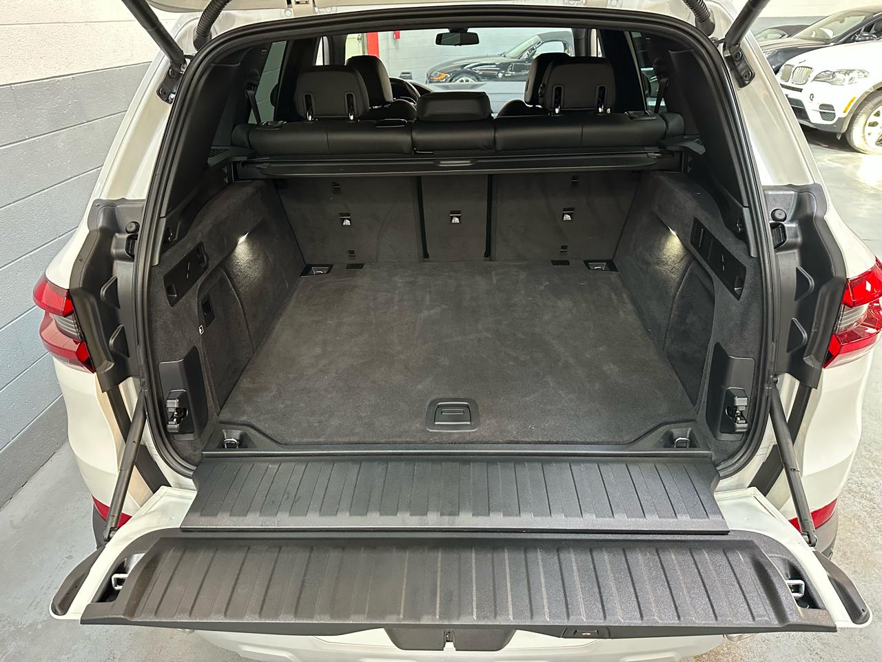 BMW X5 xDrive40i Sports Activity Vehicle 2022