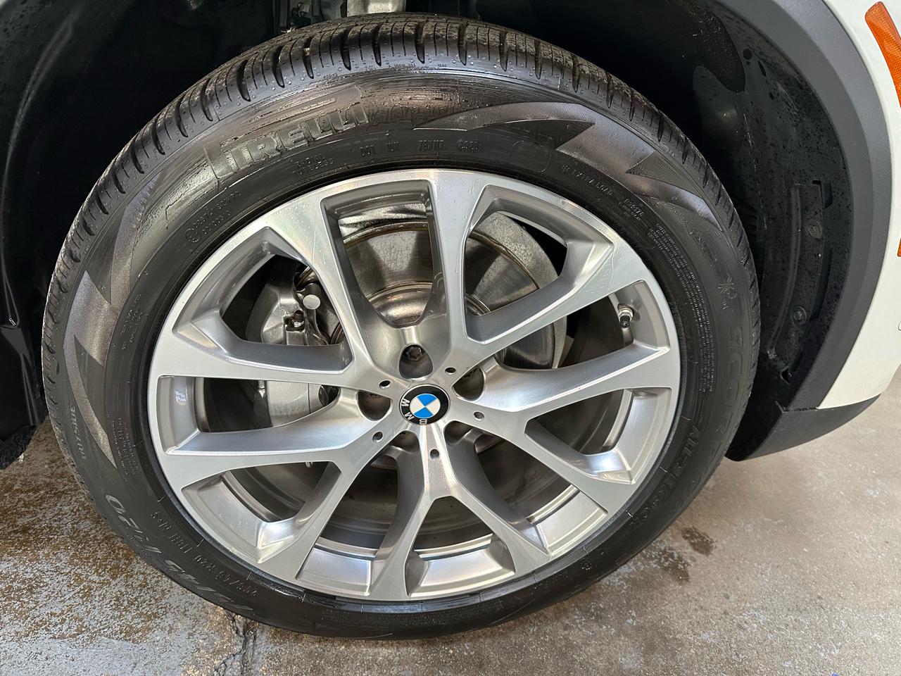 BMW X5 xDrive40i Sports Activity Vehicle 2022