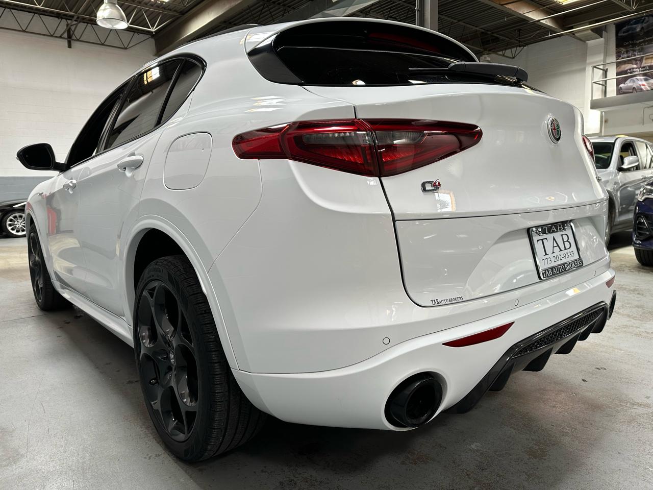 Alfa Romeo Stelvio Veloce AWD 2023