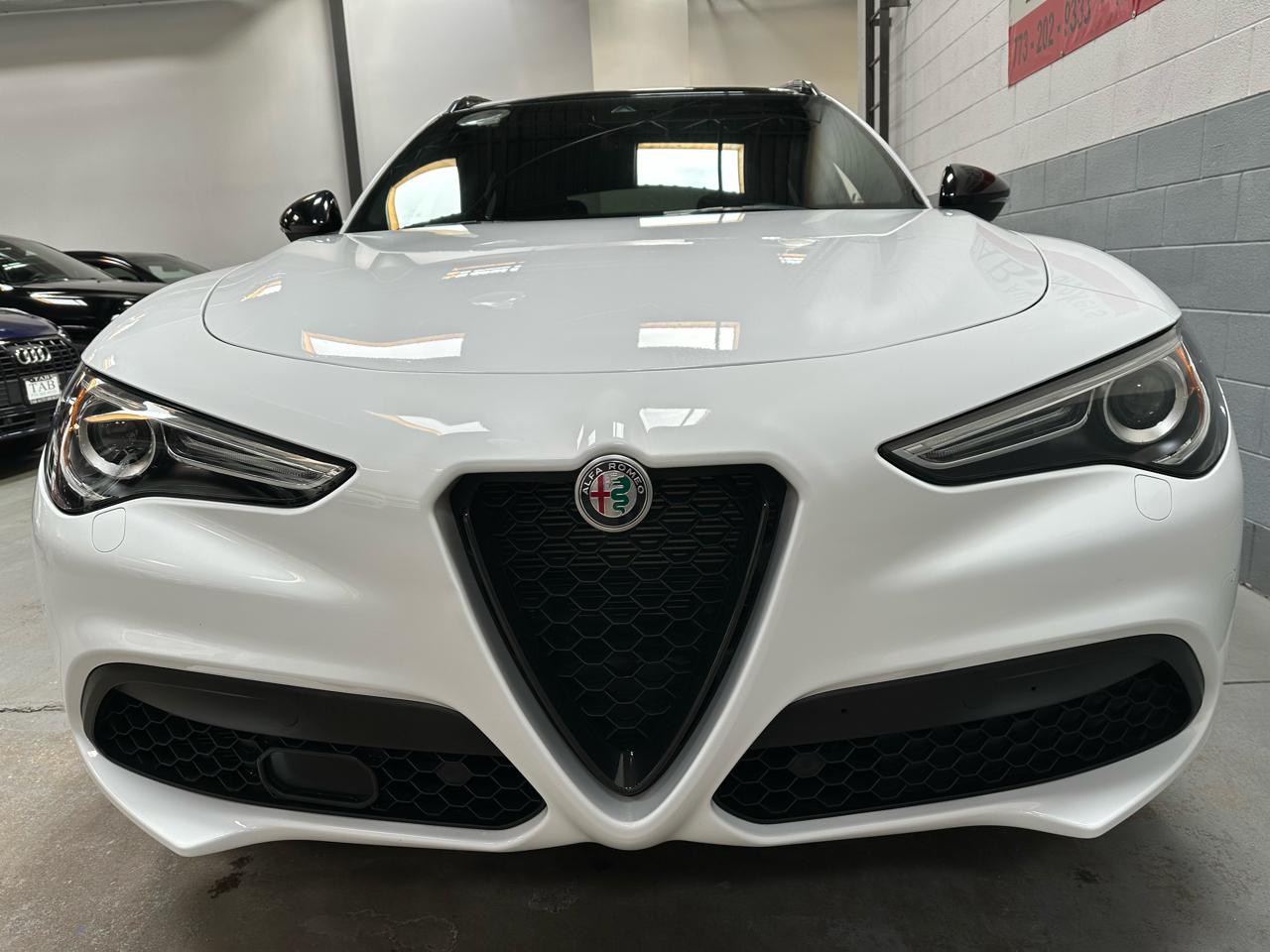 Alfa Romeo Stelvio Veloce AWD 2023