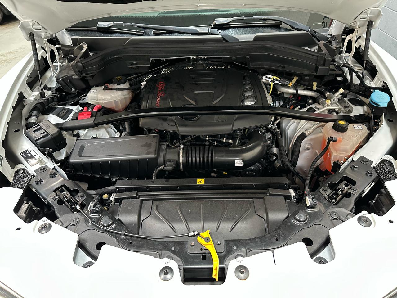 Alfa Romeo Stelvio Veloce AWD 2023