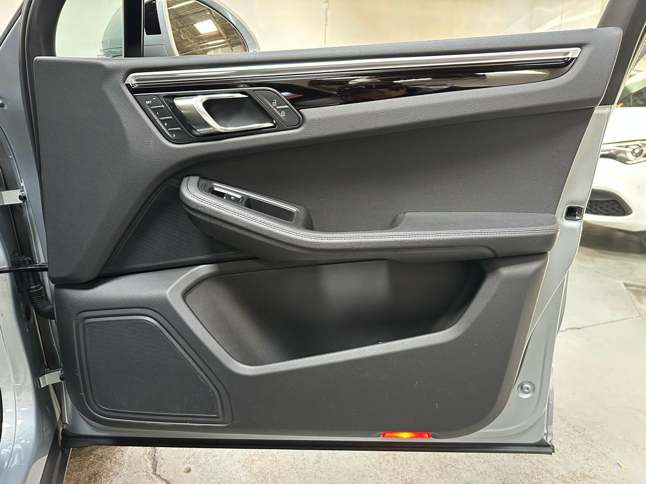 Porsche Macan AWD 2023