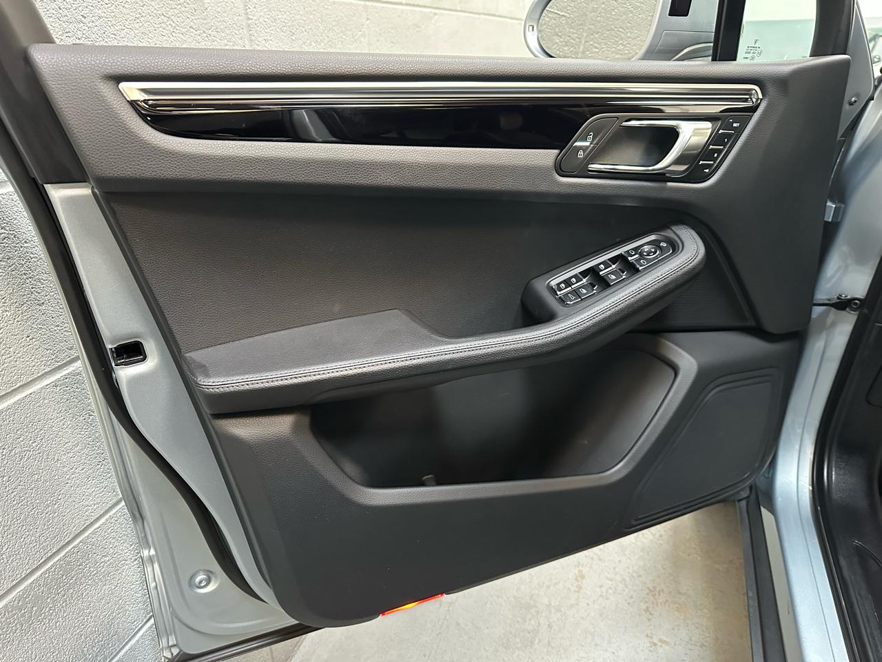 Porsche Macan AWD 2023