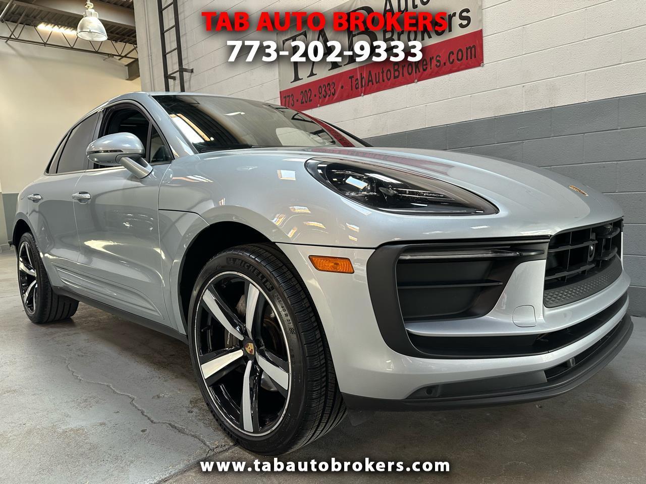 2023 Porsche Macan AWD