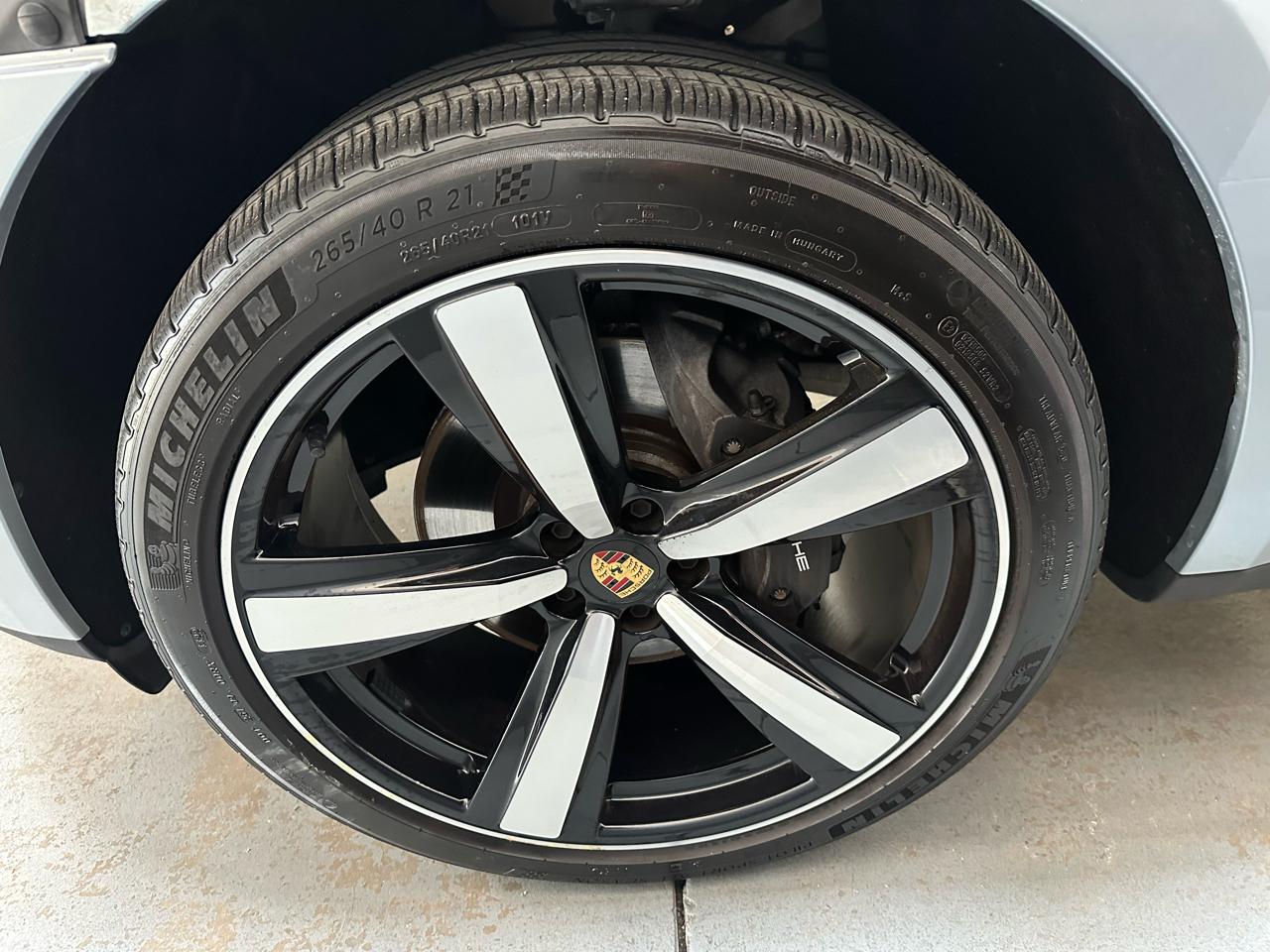 Porsche Macan AWD 2023