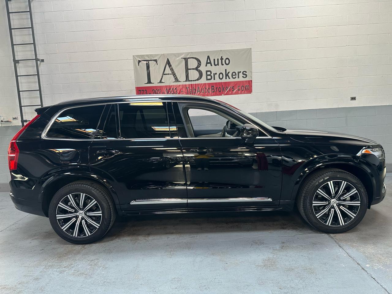 Volvo XC90 B5 AWD Core 7-Seater 2025