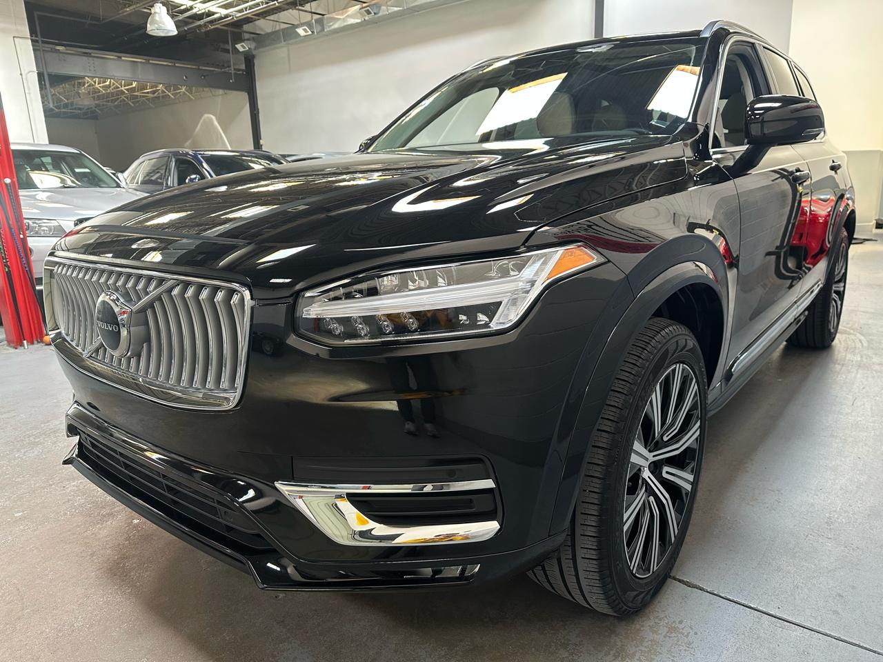 Volvo XC90 B5 AWD Core 7-Seater 2025