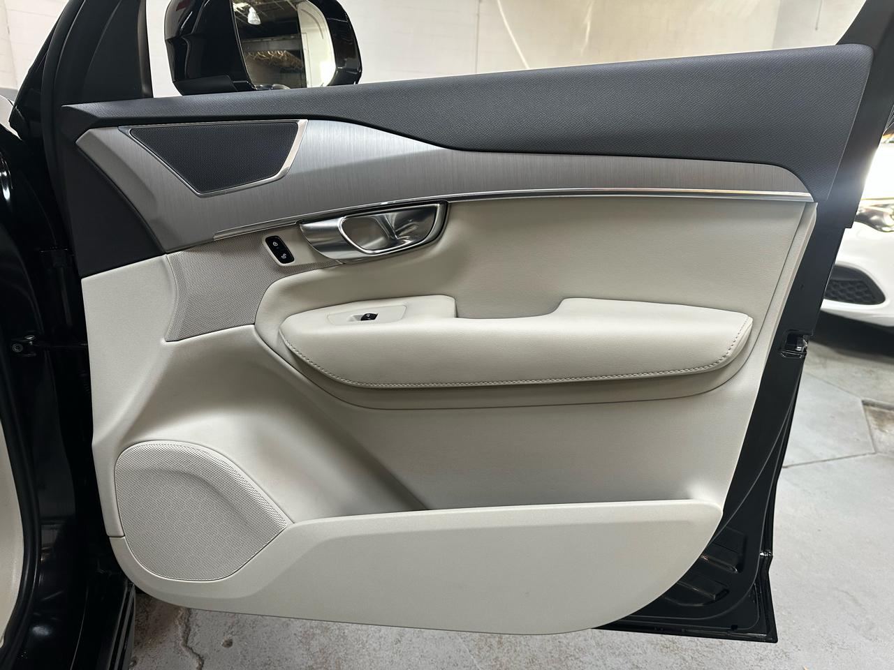 Volvo XC90 B5 AWD Core 7-Seater 2025