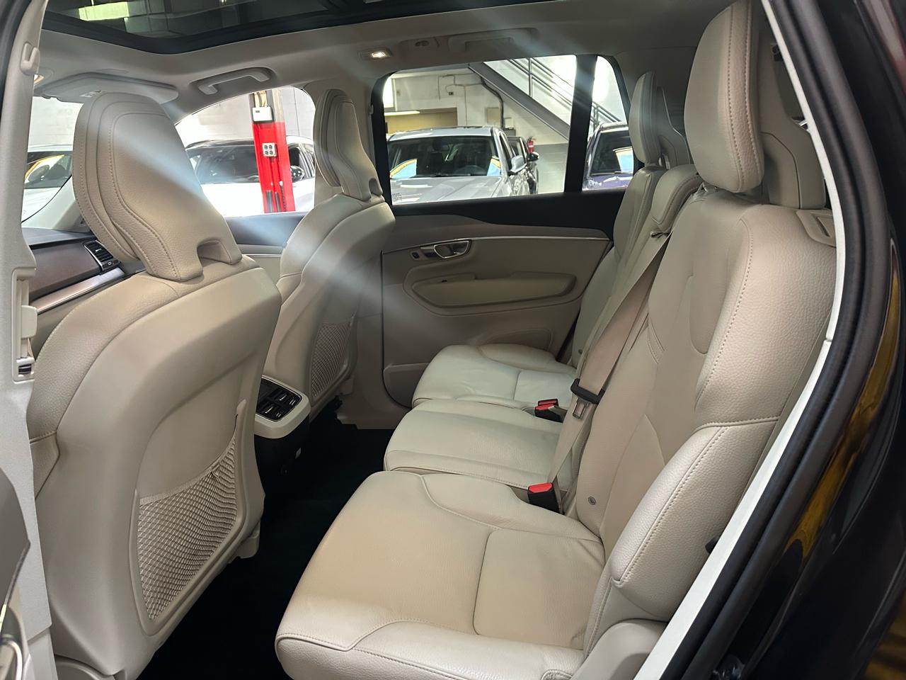 Volvo XC90 B5 AWD Core 7-Seater 2025