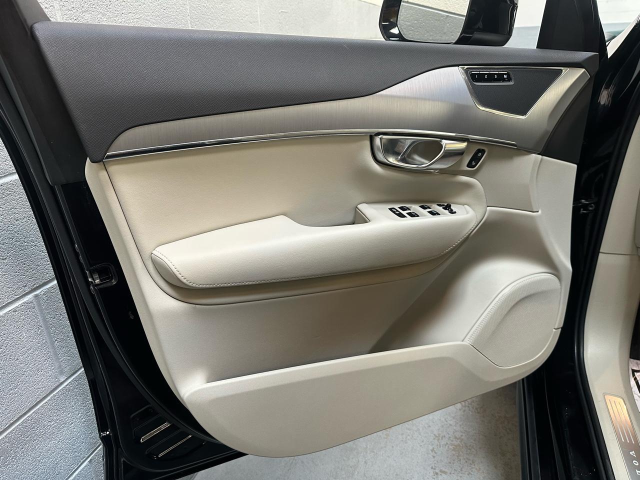 Volvo XC90 B5 AWD Core 7-Seater 2025