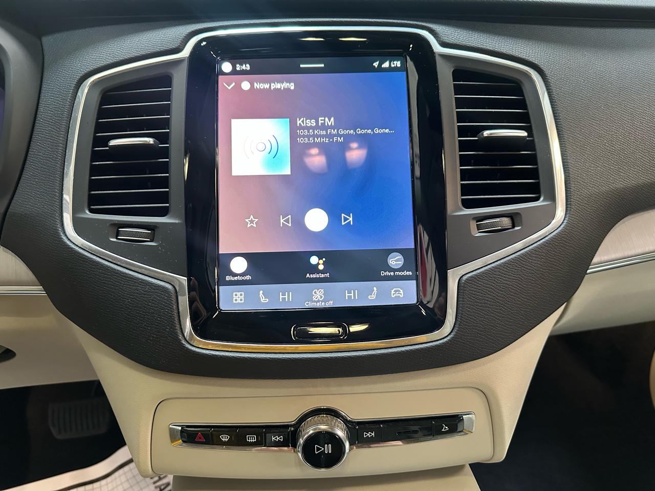 Volvo XC90 B5 AWD Core 7-Seater 2025