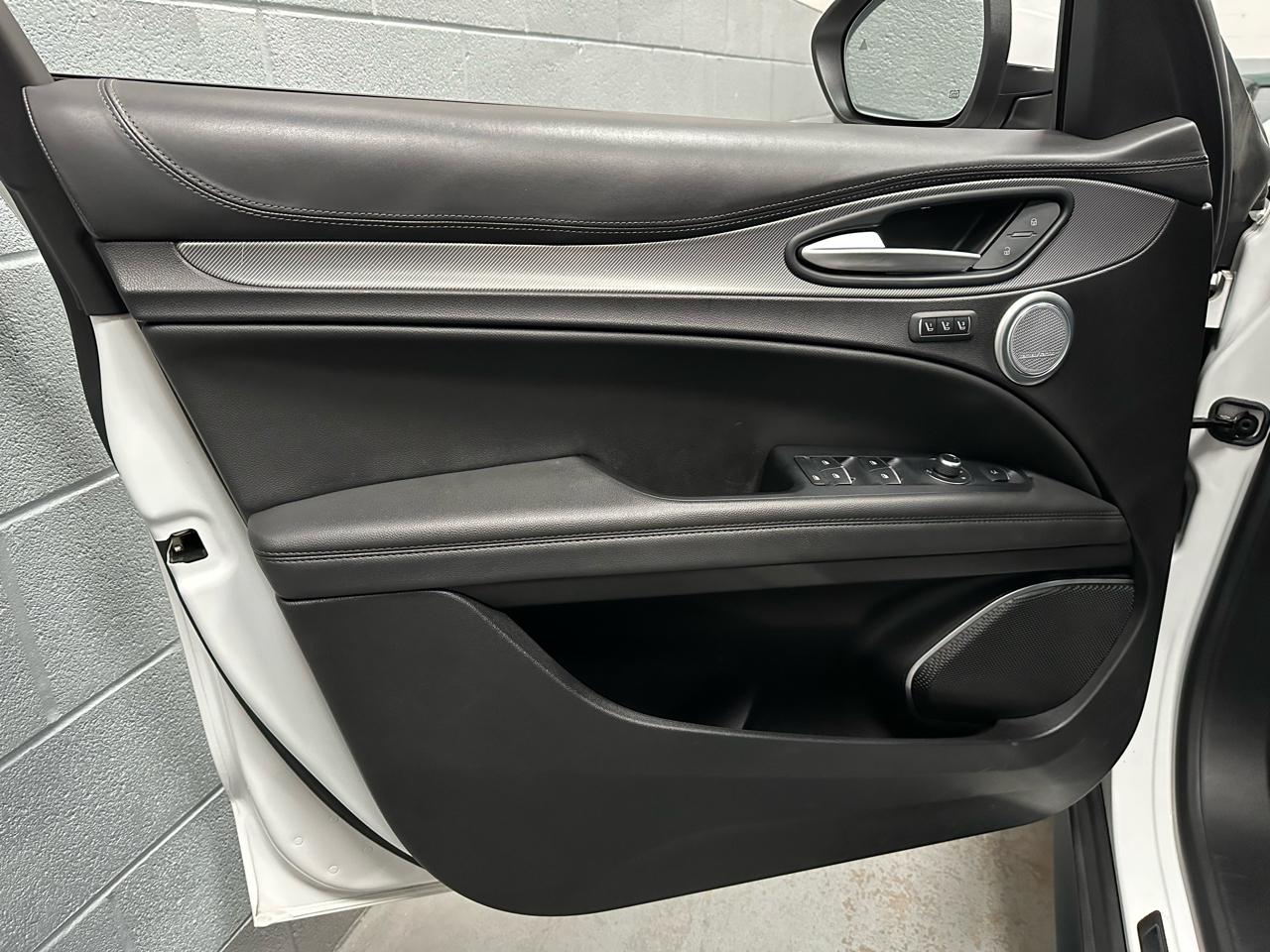 Alfa Romeo Stelvio Ti Sport AWD 2019