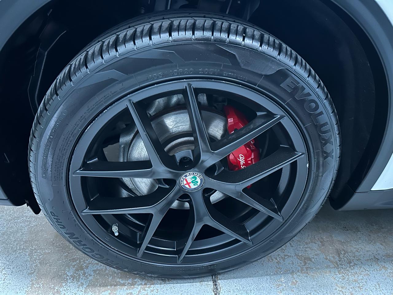 Alfa Romeo Stelvio Ti Sport AWD 2019