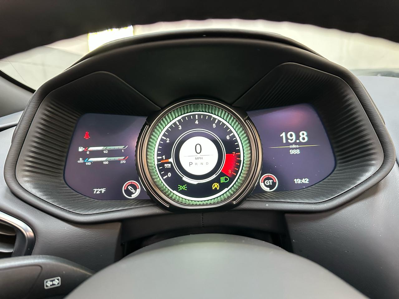 Aston Martin DB11 Volante 2022