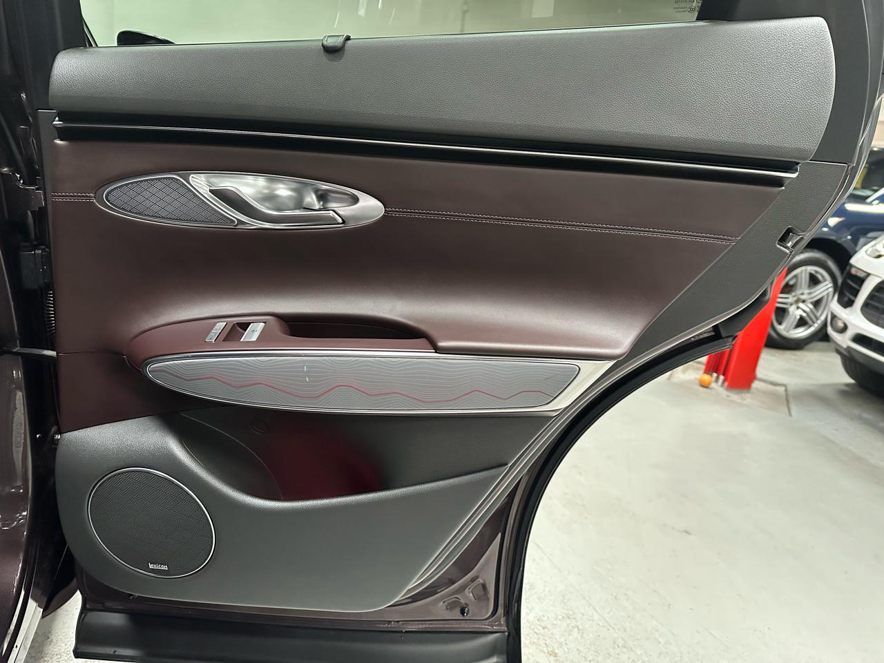 Genesis GV70 2.5T Advanced AWD 2023