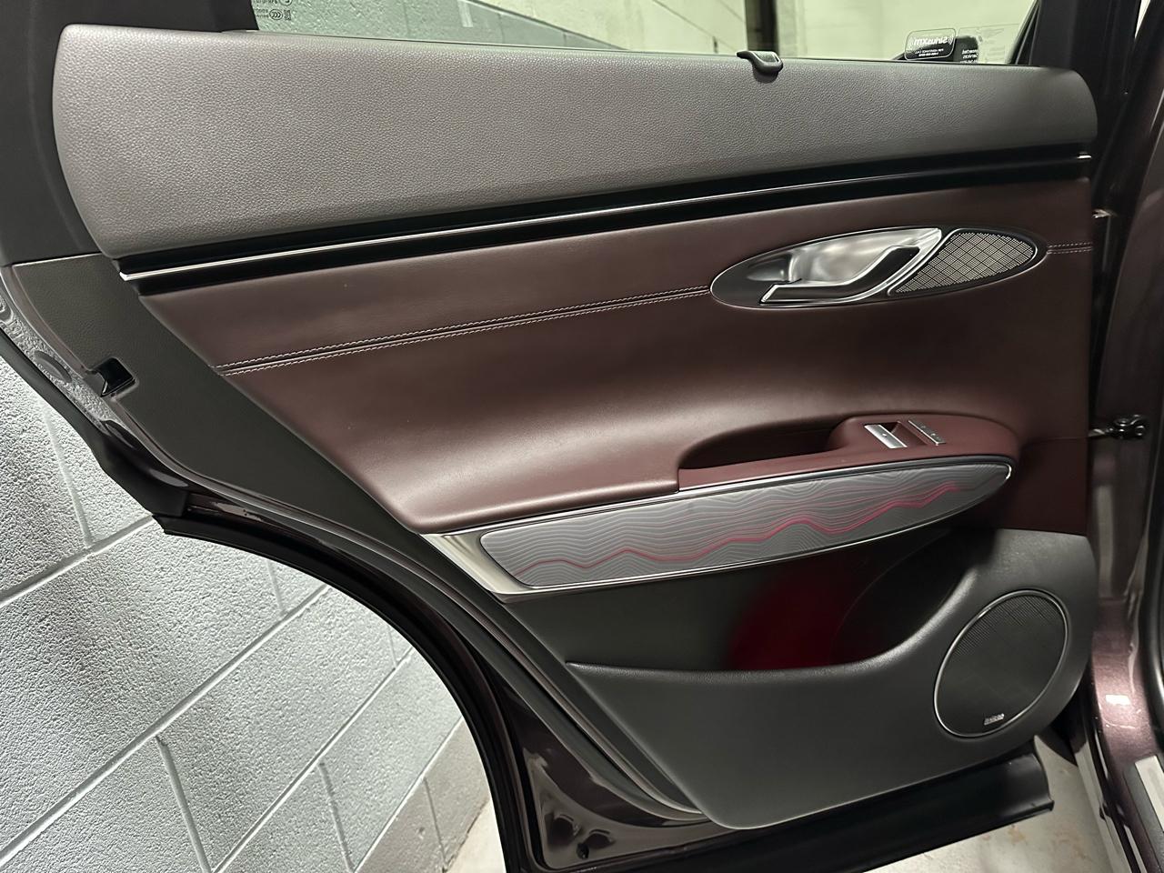 Genesis GV70 2.5T Advanced AWD 2023