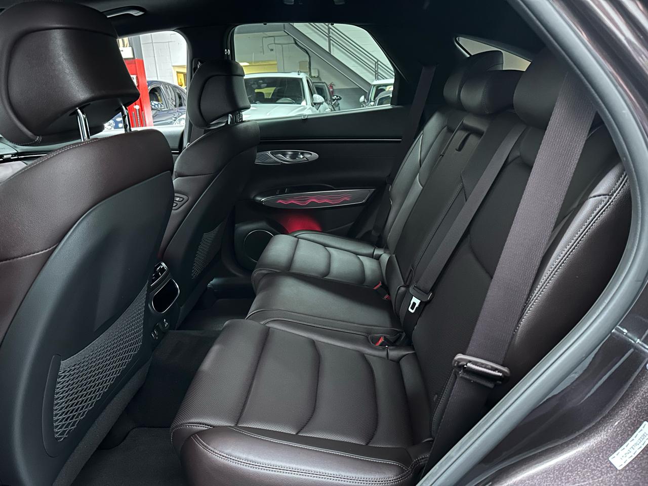 Genesis GV70 2.5T Advanced AWD 2023