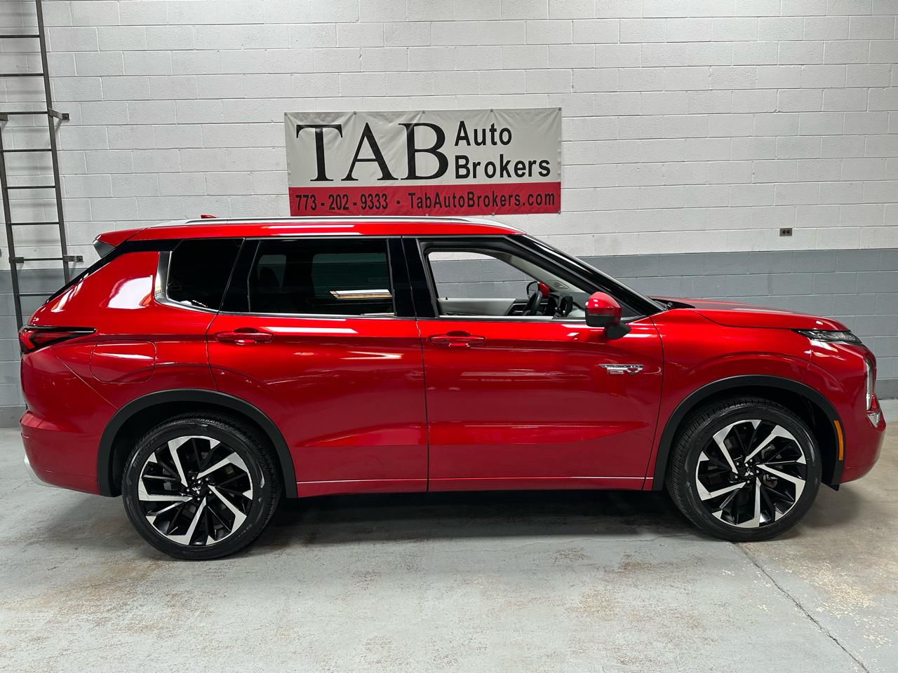 Mitsubishi Outlander PHEV 40th Anniversary S-AWC 2023