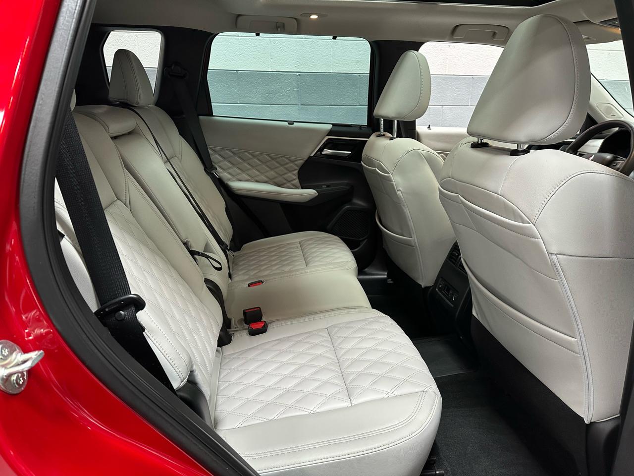 Mitsubishi Outlander PHEV 40th Anniversary S-AWC 2023