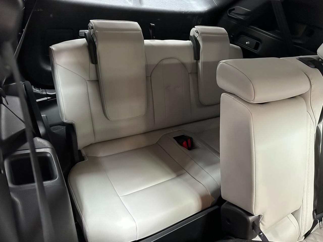 Mitsubishi Outlander PHEV 40th Anniversary S-AWC 2023