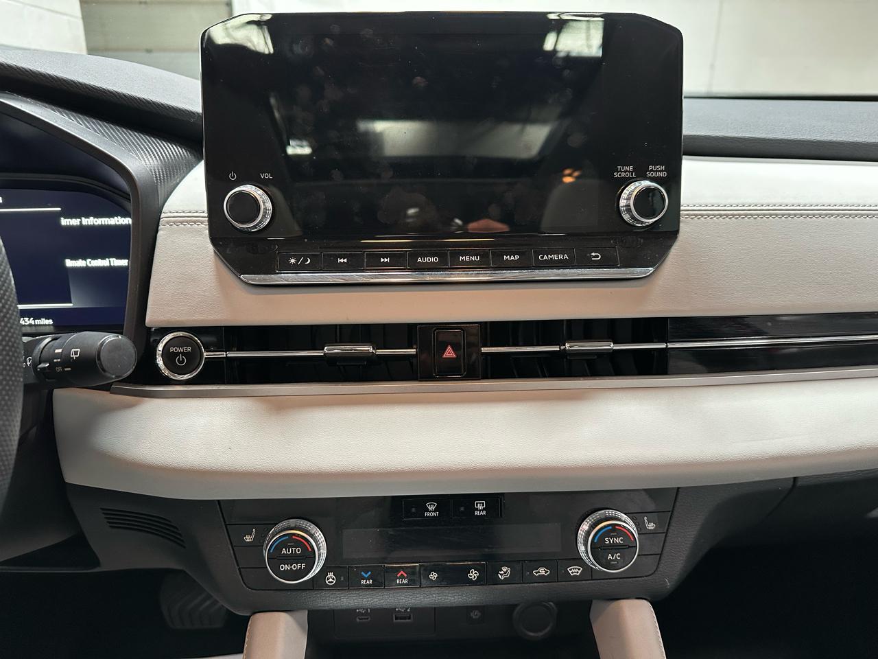 Mitsubishi Outlander PHEV 40th Anniversary S-AWC 2023