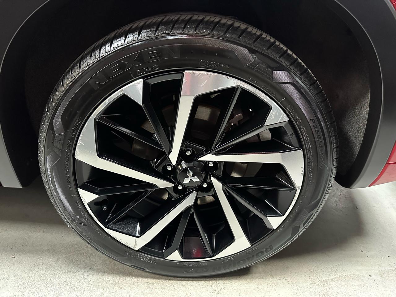 Mitsubishi Outlander PHEV 40th Anniversary S-AWC 2023