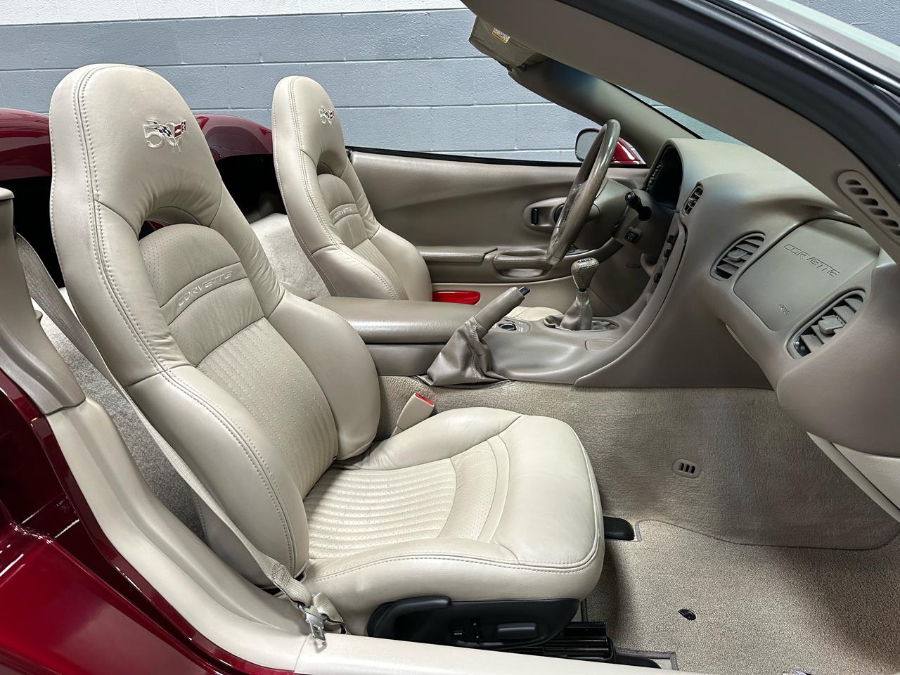 Chevrolet Corvette  2003